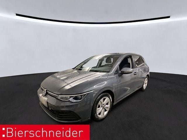 Gebraucht VW Golf VIII Life 150 PS (110 kW) 2023 Grau Limousine