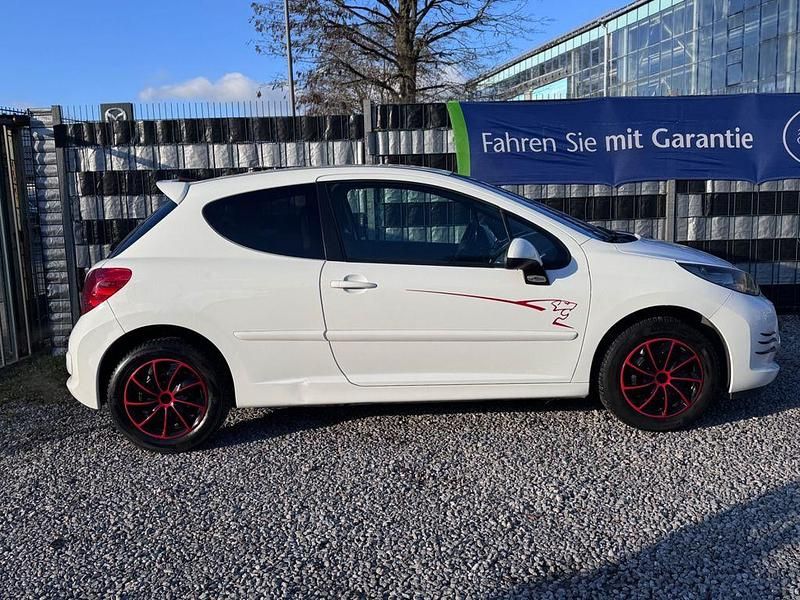 Gebraucht Peugeot 207 150 PS (110 kW) 2008 Weiß Kleinwagen