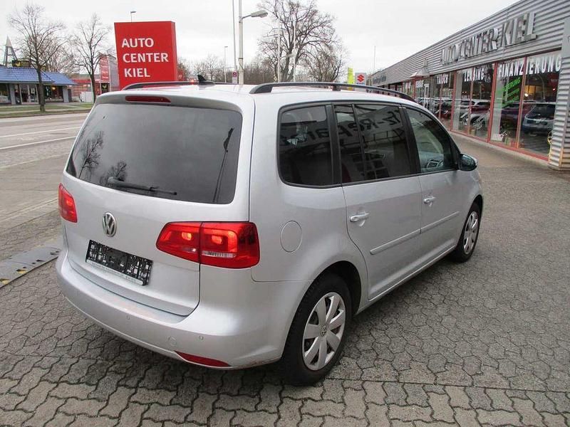Gebraucht VW Touran 105 PS (77 kW) 2012 Silber Van / Kleinbus