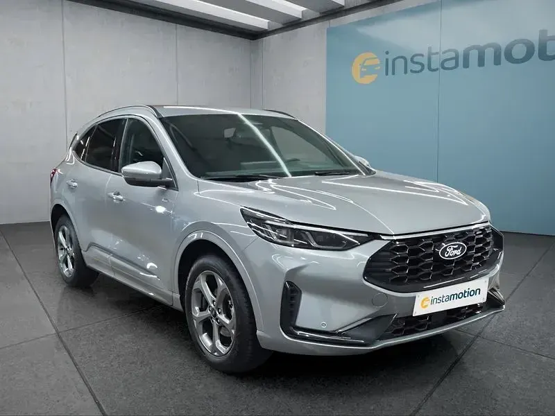 Gebraucht Ford Kuga ST-Line 186 PS (136 kW) 2025 Silber SUV