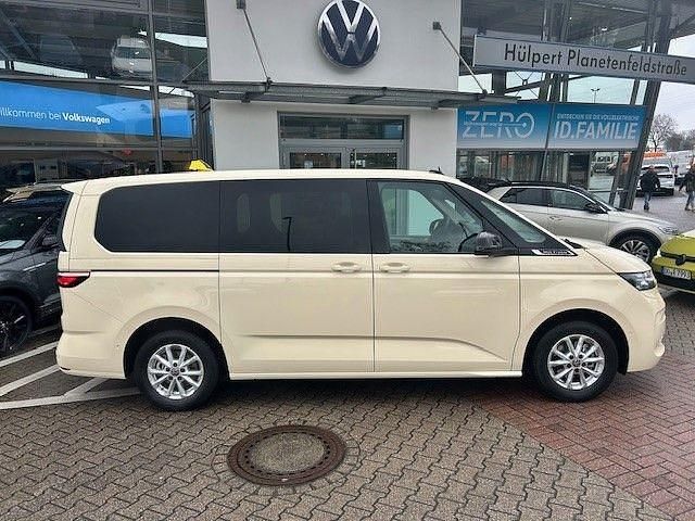 Neu VW Multivan Life 150 PS (110 kW) 2025 Hellelfenbein r1015 Van