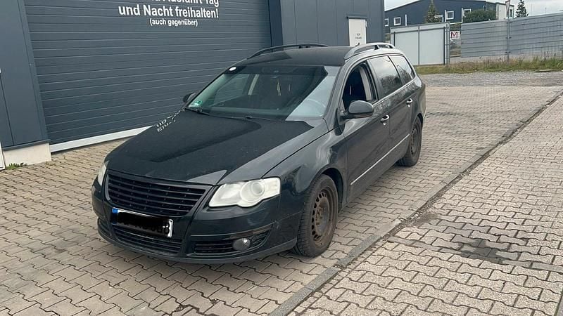 Gebraucht VW Passat 140 PS (102 kW) 2008 Schwarz Kombi