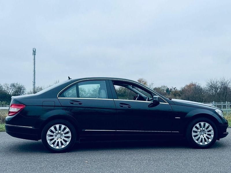 Gebraucht Mercedes C200 184 PS (135 kW) 2008 Schwarz Limousine