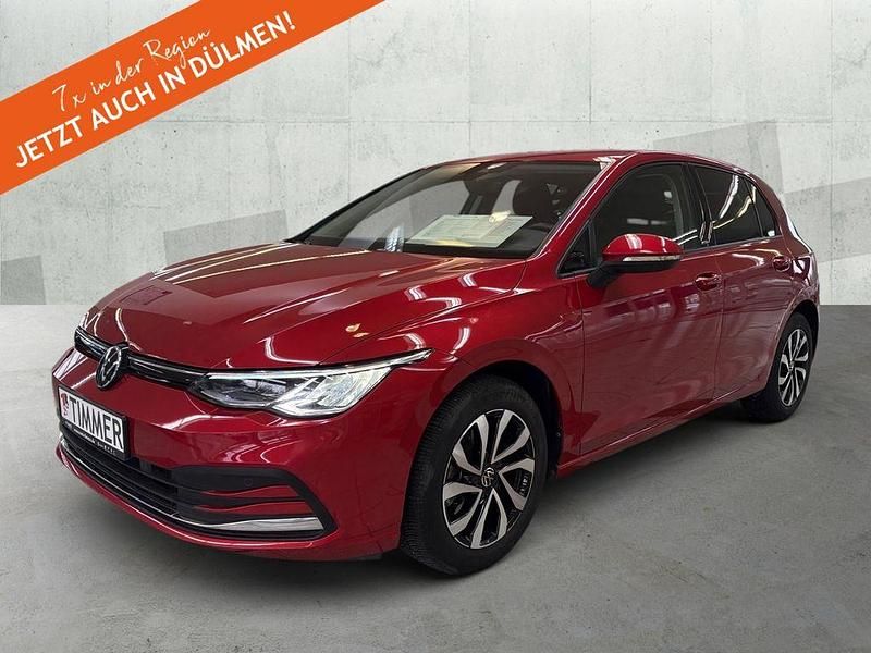 Gebraucht VW Golf VIII Active 131 PS (96 kW) 2022 Rot Limousine