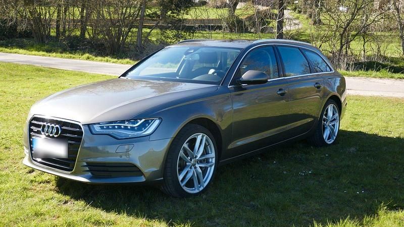 Gebraucht Audi A6 Ambiente 313 PS (230 kW) 2014 Grau Kombi