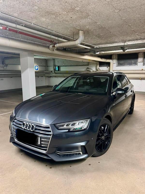 Gebraucht Audi A4 S-Line 218 PS (160 kW) 2016 Grau Kombi