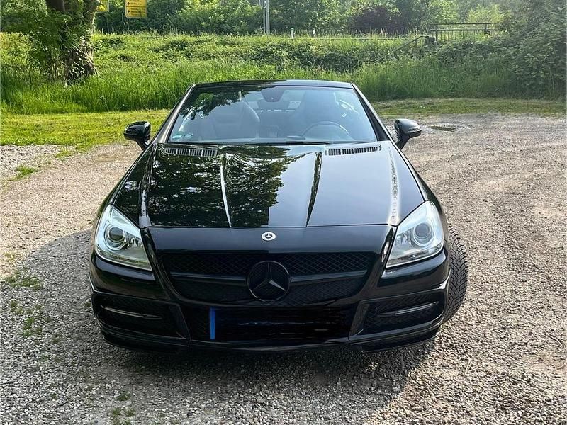 Gebraucht Mercedes SLK200 184 PS (135 kW) 2014 Schwarz Cabrio