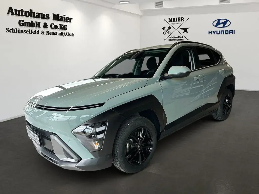 Gebraucht Hyundai Kona Trend 120 PS (88 kW) 2023 Grün SUV