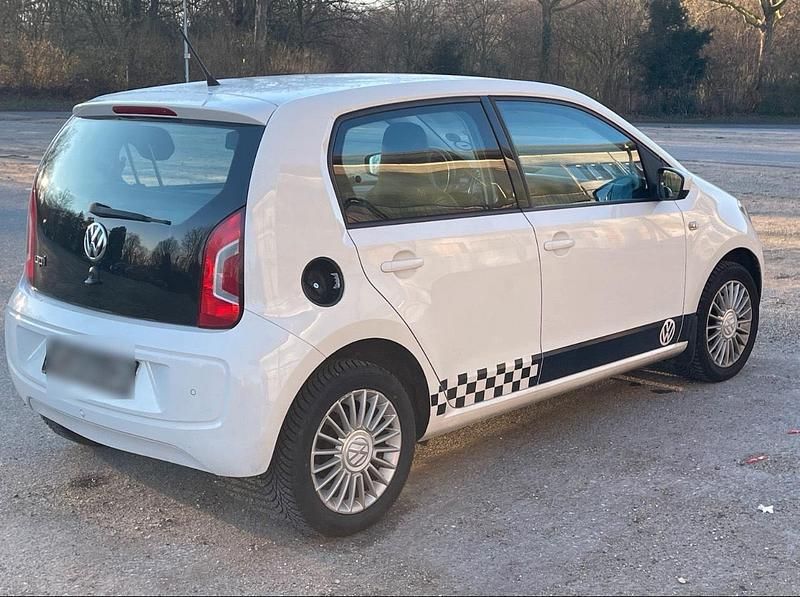 Gebraucht VW up! 75 PS (55 kW) 2015 Weiß Kleinwagen