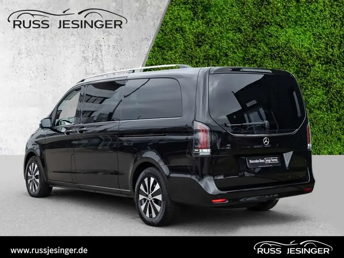 Gebraucht Mercedes V220 Style 163 PS (119 kW) 2024 Schwarz Van / Kleinbus