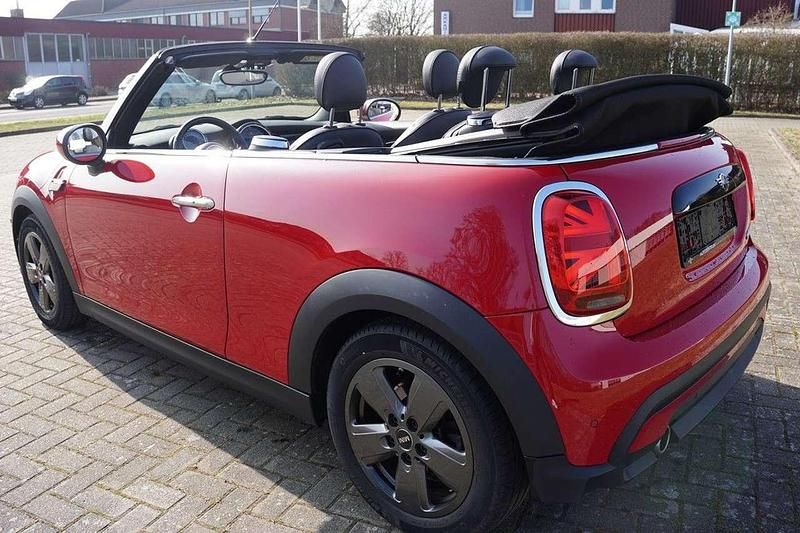 Gebraucht Mini Cooper Cabriolet 136 PS (100 kW) 2022 Rot Cabrio