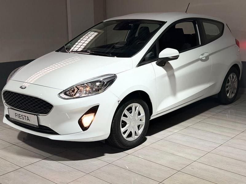 Weiß Gebraucht 2019 Ford Fiesta Cool & Connect | 7.870 € (Guter Preis) - Bild 1/4