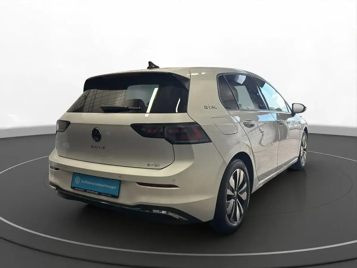 Gebraucht VW Golf VIII Goal 150 PS (110 kW) 2025 Weiß Limousine