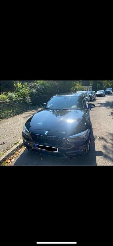 Gebraucht BMW 116 Advantage 109 PS (80 kW) 2017 Schwarz Kleinwagen