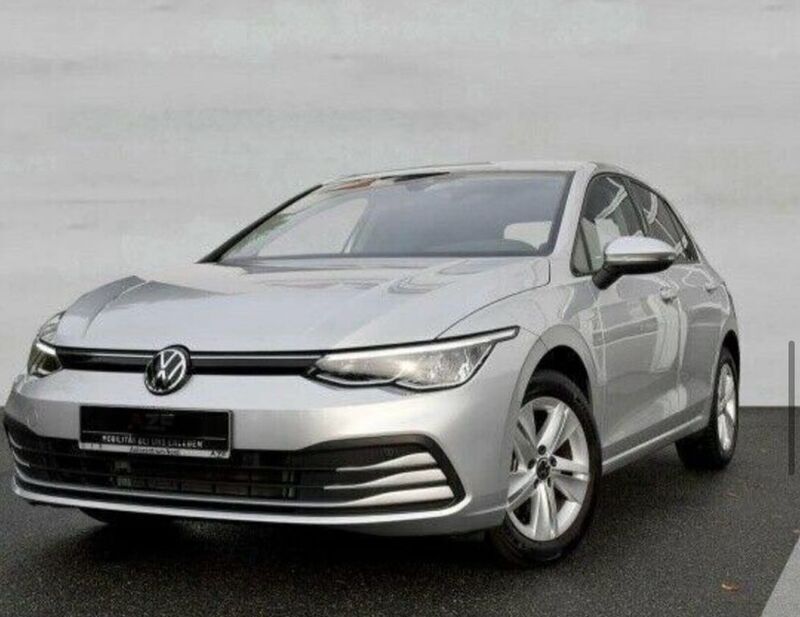 Silber Gebraucht 2020 VW Golf VIII Life Limousine | 19.150 € (Fairer Preis) - Bild 1/4