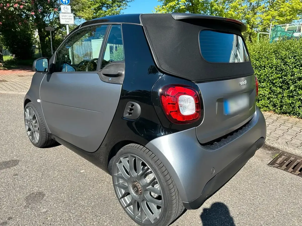 Occasion Smart ForTwo Cabrio Brabus 90 ch (66 kW) 2017 Gris Cabriolet