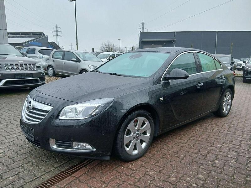 Gebraucht Opel Insignia Innovation 160 PS (117 kW) 2011 Schwarz Limousine
