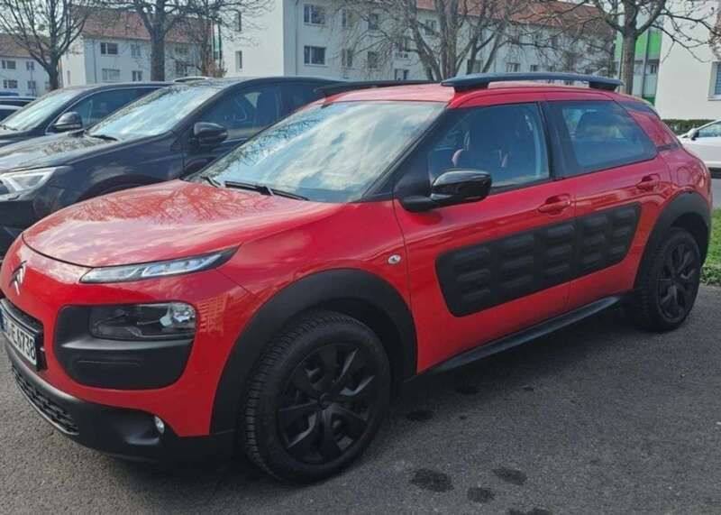 Gebraucht 2015 Citroën C4 Cactus Feel Kleinwagen | 7.600 € (Guter Preis) - Bild 1/4