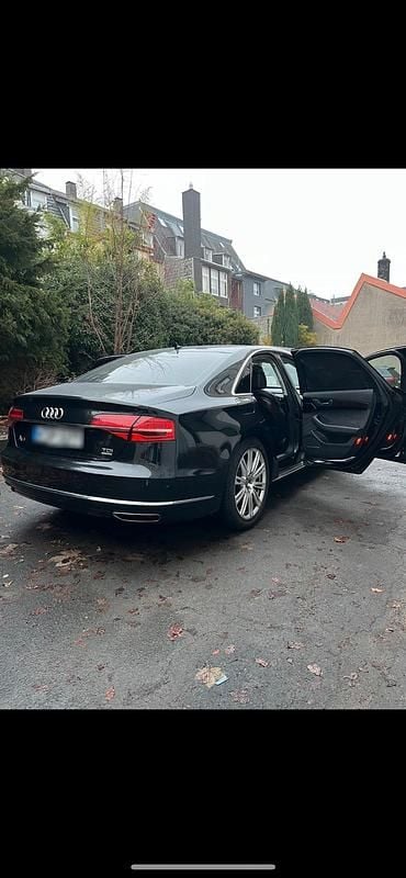 Second-hand Audi A8 258 CP (189 kW) 2014 Negru Berlinǎ