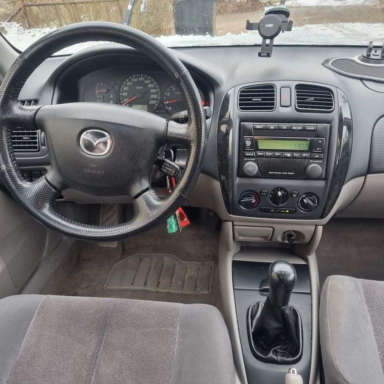 Gebraucht Mazda 323S Exclusive 98 PS (72 kW) 2002 Silber Limousine