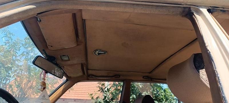 Gebraucht Mercedes 200 60 PS (44 kW) 1976 Beige Limousine