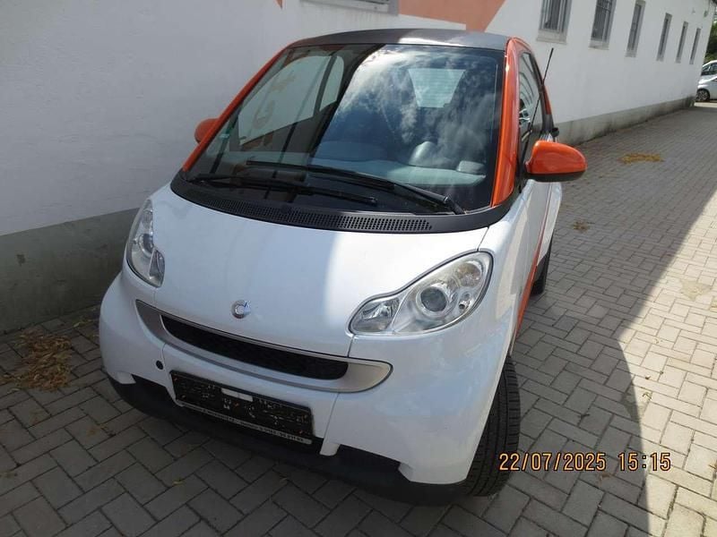 Weiß Gebraucht 2008 Smart ForTwo Coupé Pulse Coupé | 3.900 € (Fairer Preis) - Bild 1/4