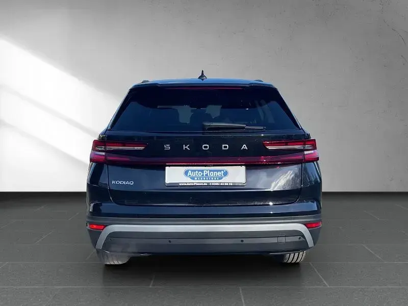 Neu Skoda Kodiaq Selection 150 PS (110 kW) 2026 Schwarz SUV