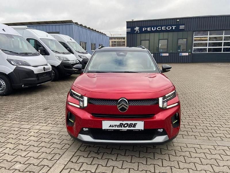 Neu Citroën e-C3 83 kW (113 PS) 2025 Rot metallic Limousine