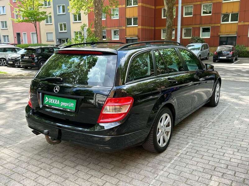 Gebraucht Mercedes C200 136 PS (100 kW) 2009 Schwarz Kombi