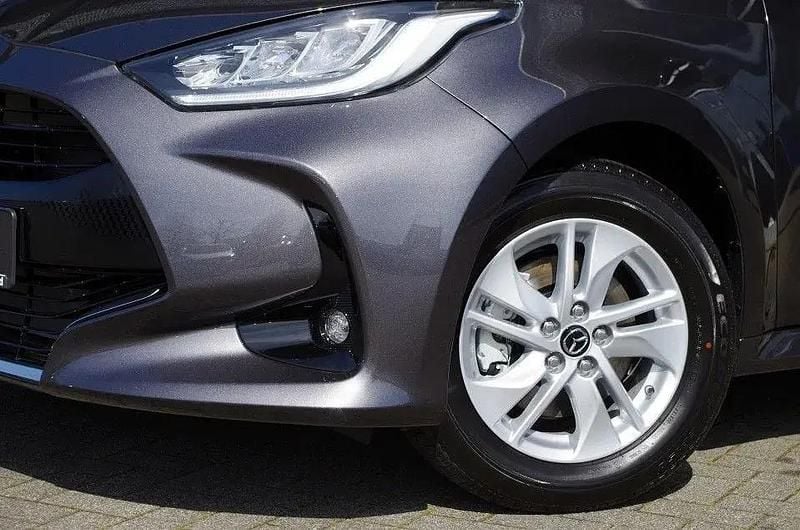 Gebraucht Mazda 2 Comfort 116 PS (85 kW) 2022 Grau lead grey Kleinwagen