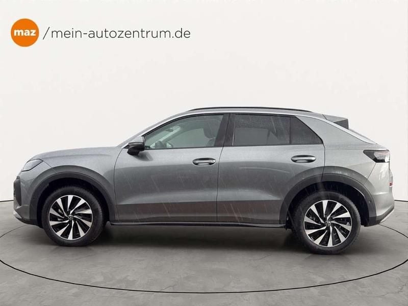 Neu VW T-Roc Life 116 PS (85 kW) 2026 Wolf grey metallic SUV