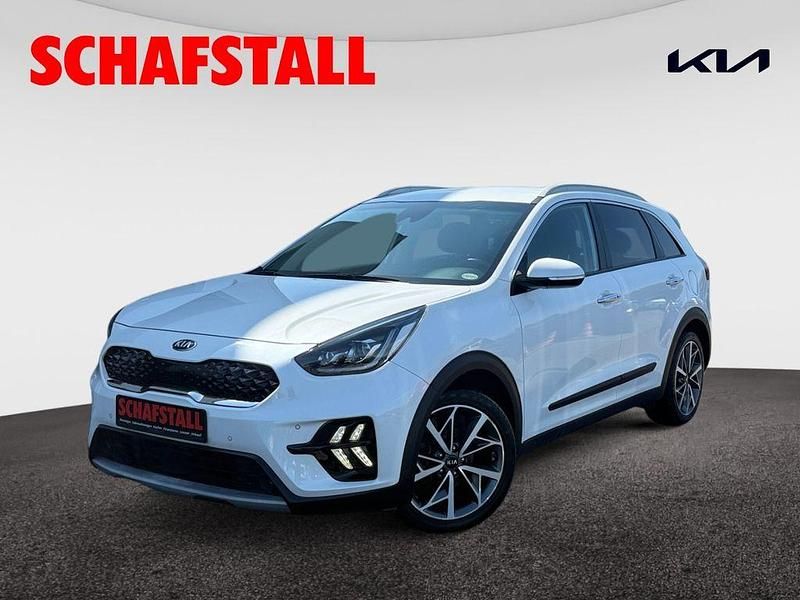 Weiss ((swp) snow white pearl) Gebraucht 2021 Kia Niro Spirit SUV | 20.479 € (Fairer Preis) - Bild 1/3