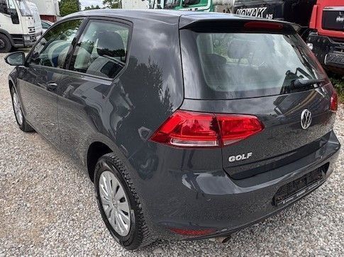 Grau Gebraucht 2015 VW Golf VII Limousine | 9.350 € (Guter Preis) - Bild 1/4