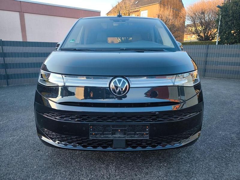 Gebraucht VW Multivan Style 204 PS (150 kW) 2022 Deep black perleffekt Van