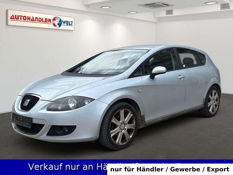 Silber Gebraucht 2008 Seat Leon Comfort Limousine | 1.699 € (Superpreis) - Bild 1/3