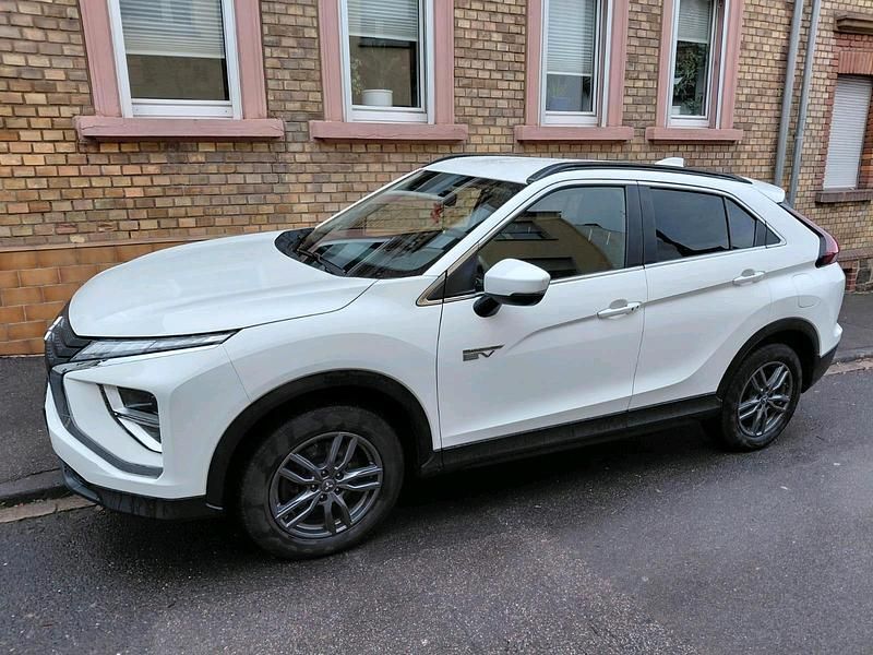 Gebraucht Mitsubishi Eclipse Cross 188 PS (138 kW) 2021 Weiß SUV