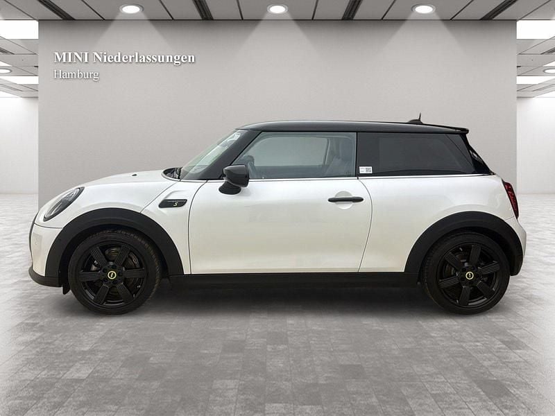 Gebraucht Mini Cooper SE 135 kW (184 PS) 2023 Weiß Kleinwagen