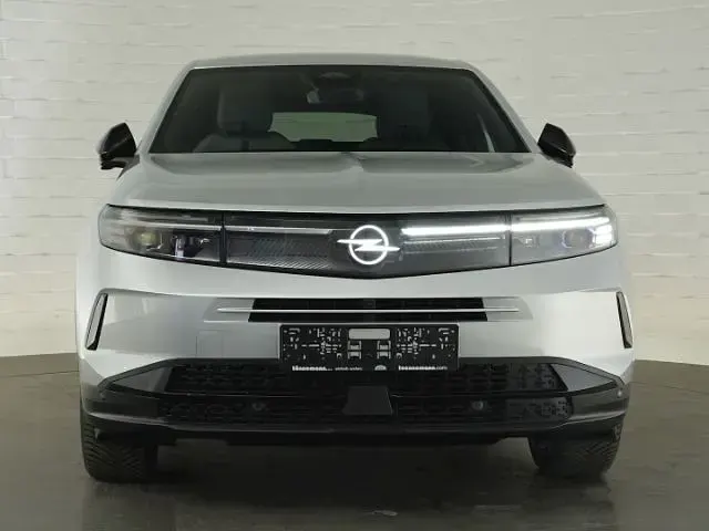 Gebraucht Opel Grandland X S 145 PS (106 kW) 2025 Silber SUV