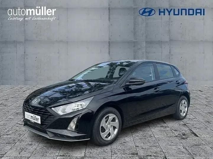 Rot Neu 2024 Hyundai i20 Comfort Kleinwagen | 23.385 € (Fairer Preis) - Bild 1/1