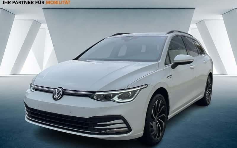 Weiß Gebraucht 2022 VW Golf VIII Style Kombi | 22.670 € (Guter Preis) - Bild 1/4