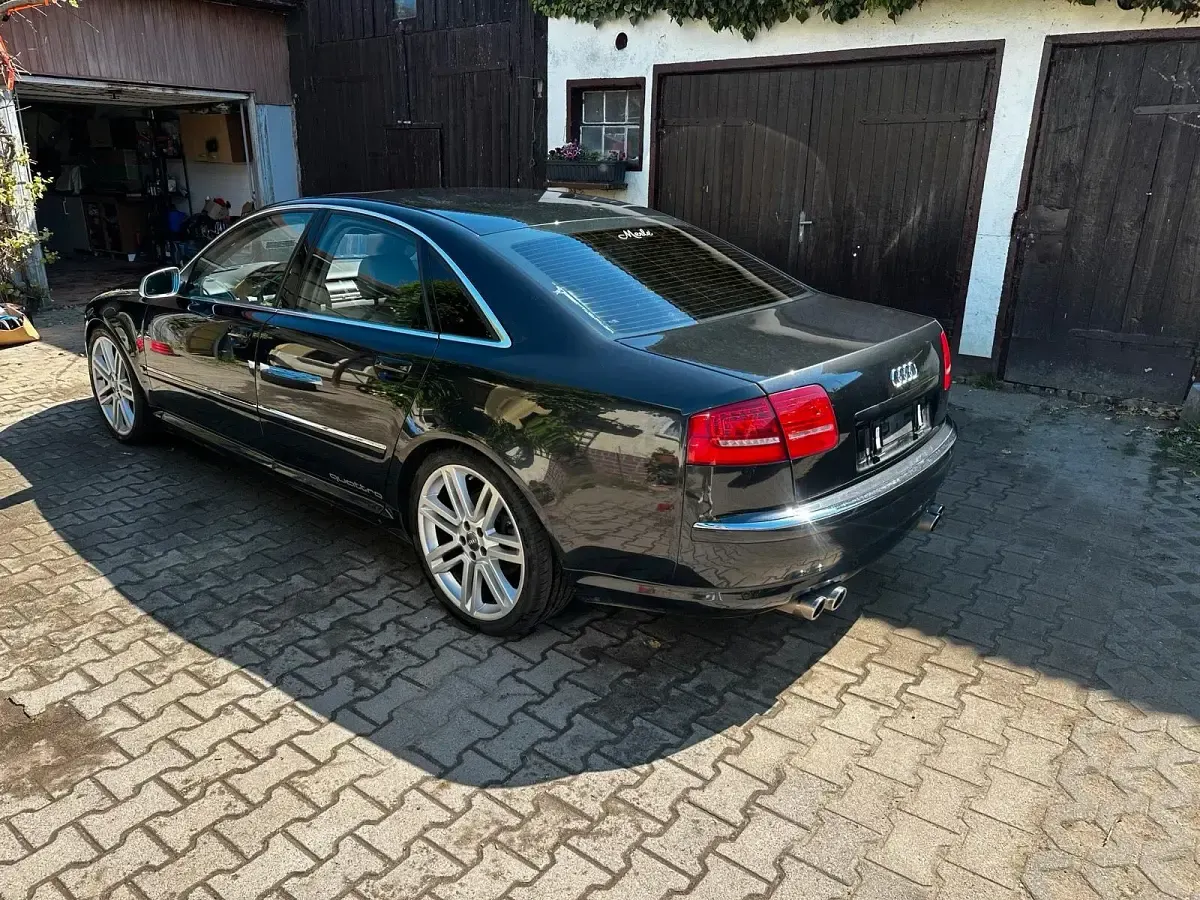 Gebraucht Audi A8 Basis 280 PS (205 kW) 2003 Schwarz Limousine
