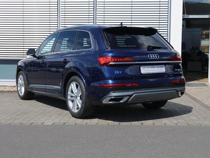 Gebraucht Audi Q7 S-Line 340 PS (250 kW) 2022 Navarrablau metallic SUV