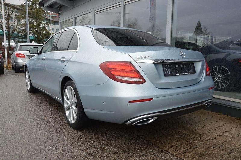 Gebraucht Mercedes E350 258 PS (189 kW) 2016 Silber Limousine