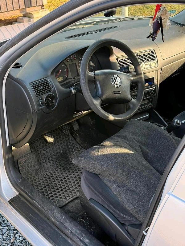 Gebraucht VW Golf IV 75 PS (55 kW) 1998 Grau Kleinwagen