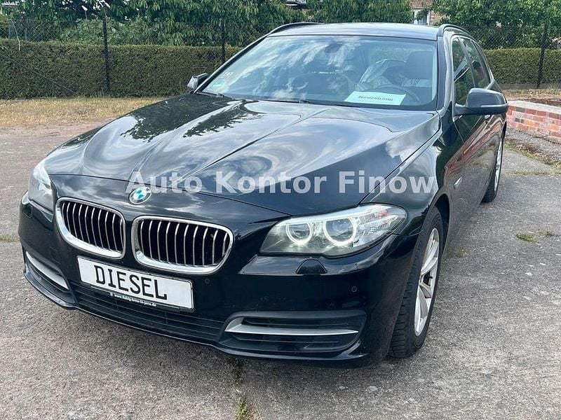 Schwarz ii Gebraucht 2016 BMW 518 Performance Kombi | 8.900 € (Superpreis) - Bild 1/4