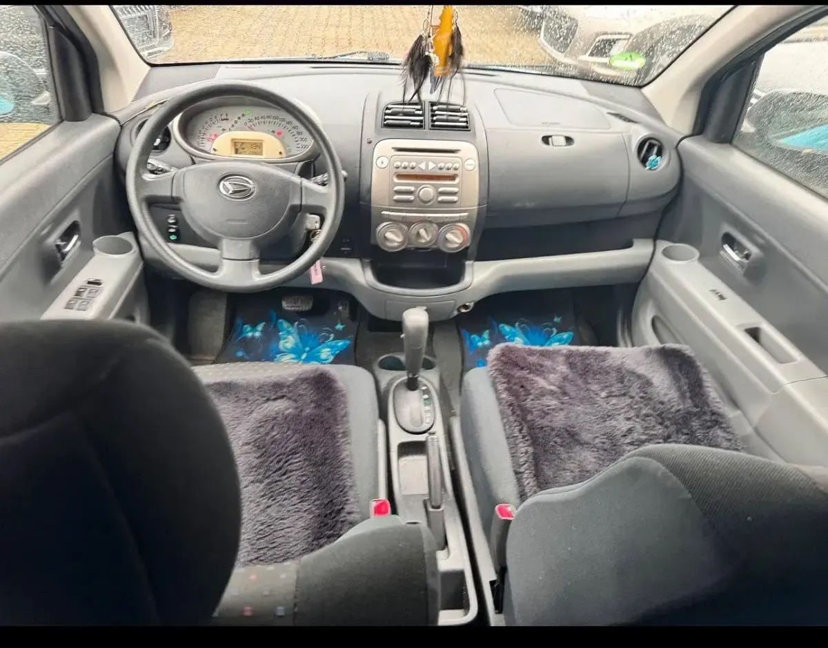 Gebraucht Daihatsu Sirion 92 PS (67 kW) 2009 Grün Kleinwagen
