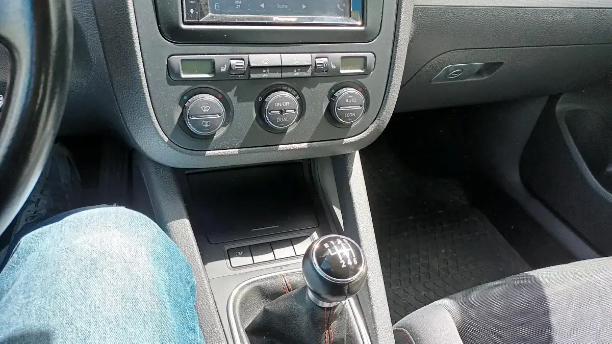 Second-hand VW Golf Goal 116 CP (85 kW) 2006 Albastru Coupe