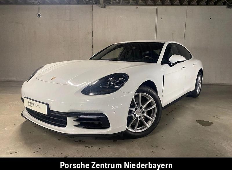 Weiss Gebraucht 2019 Porsche Panamera Limousine | 59.749 € (Guter Preis) - Bild 1/4