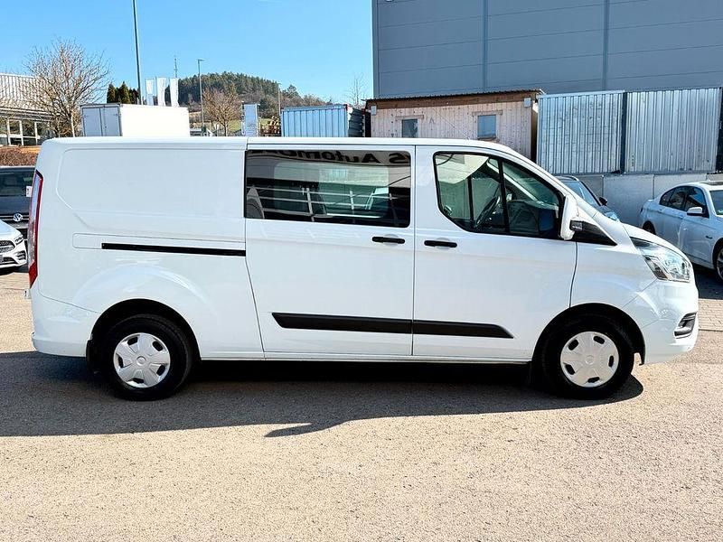 Gebraucht Ford Transit Custom 131 PS (96 kW) 2018 Weiß Van / Kleinbus