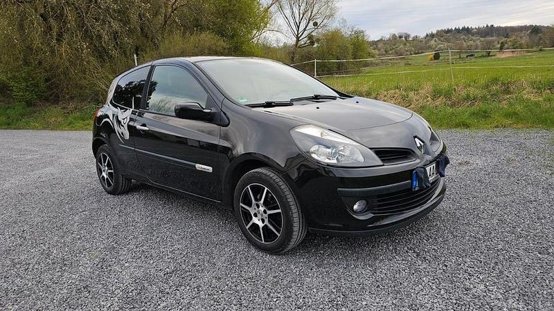 Gebraucht Renault Clio II Rip Curl 75 PS (55 kW) 2009 Schwarz Limousine